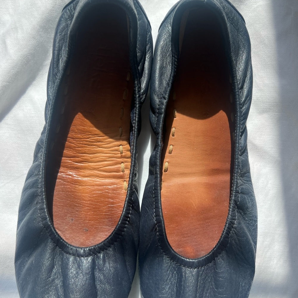 Tieks- Size 8 - Picture 2 of 11